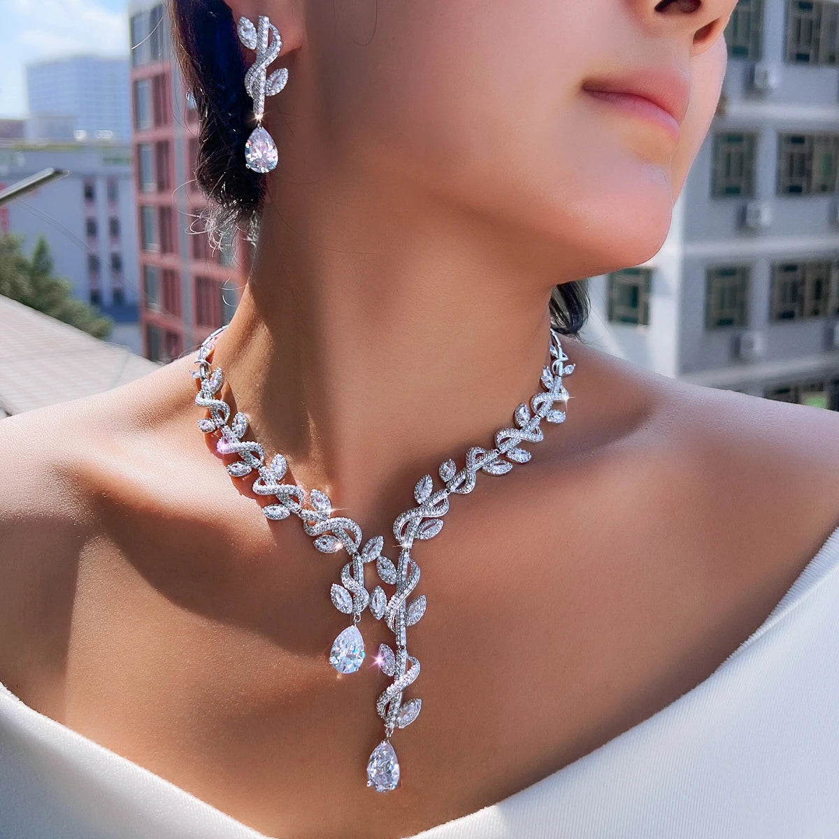 Elegant Cubic Zirconia Luxury Necklace and Earrings Women Big Leaf Weed Shape Jewelry Set for Wedding Bride Anniversary Gift