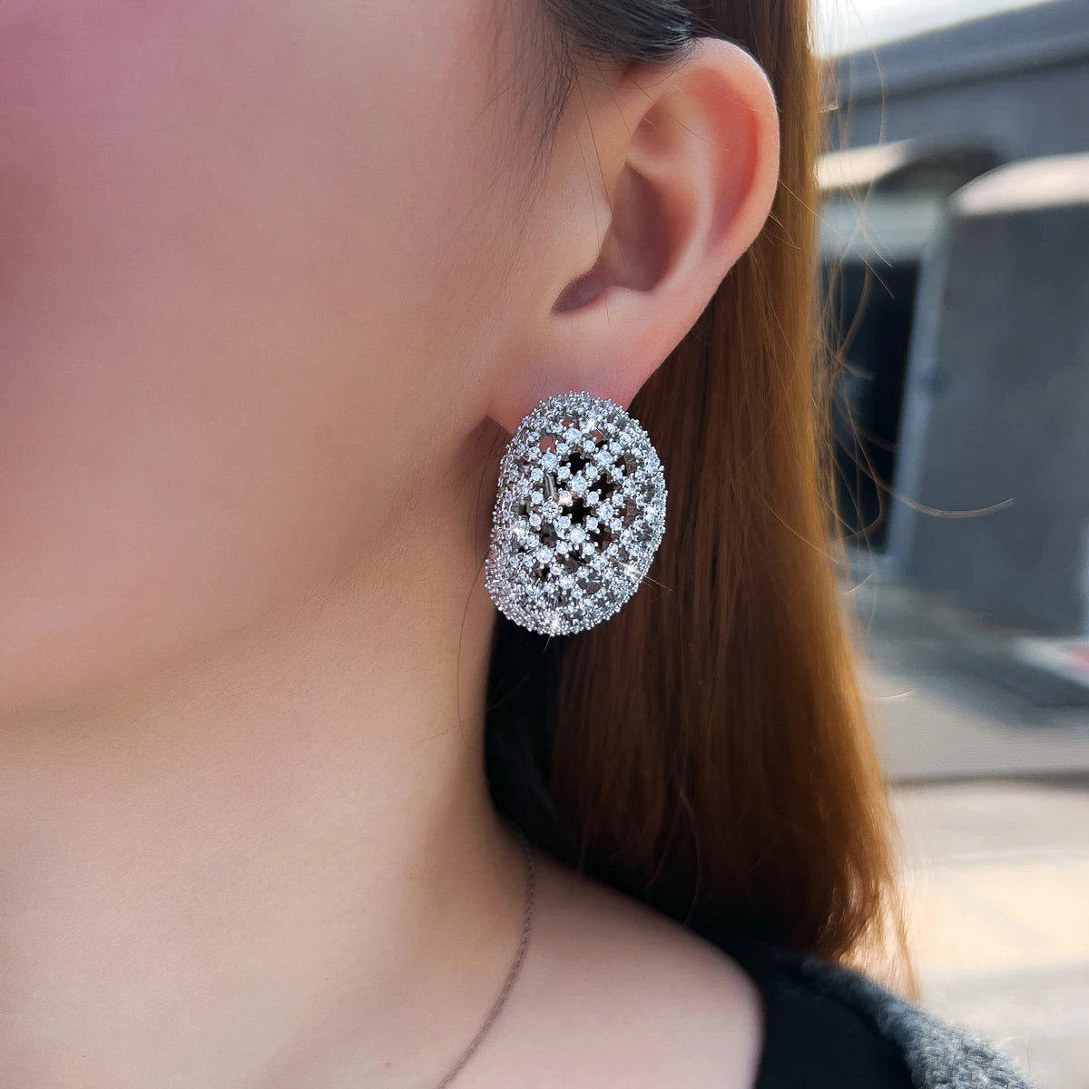 C Shape Hollow Oval Dubai Gold Plated Zirconia Paved Statement Hoop Earring for Women Evening Events Luxury Jewelry